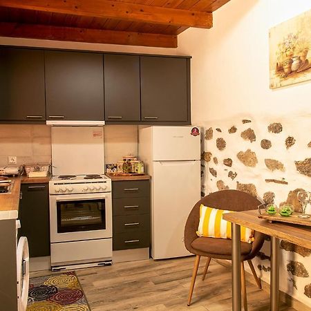 Villa Anemolia Tiny Stone House Palekastro Exterior foto